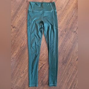 Victoria's Secret green leggings with side pockets sz 4 #loungewear #activewear